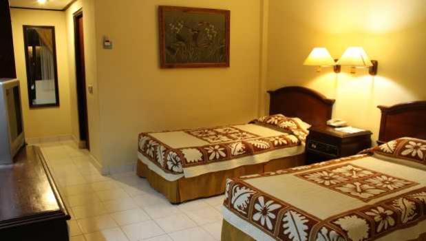 BALI SUMMER HOTEL - JALAN PANTAI - KUTA